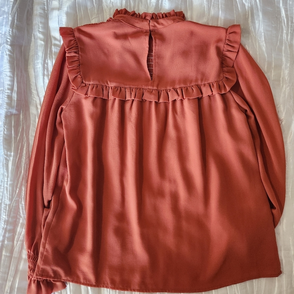 Promesa Rust Ruffle Blouse Size Large - Picture 4 of 10